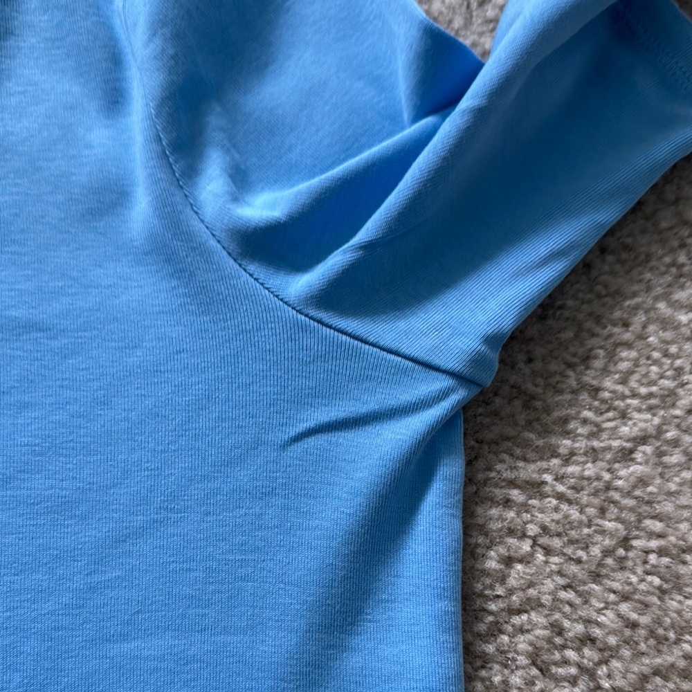 The Talbots Tee in Light Blue - Picture 3 of 7